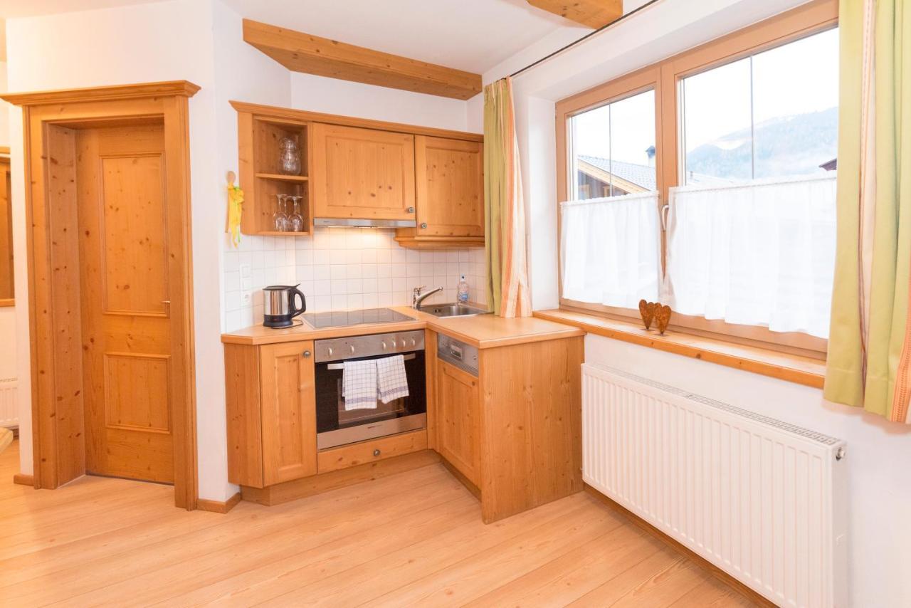 Das Gaestehaus Schneider Am Dorfplatz Alpbach Bagian luar foto
