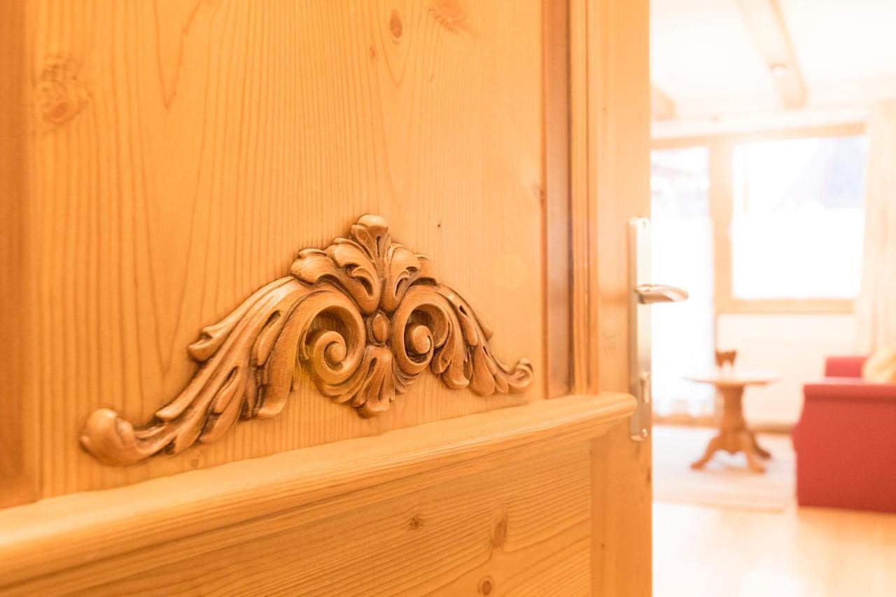 Das Gaestehaus Schneider Am Dorfplatz Alpbach Bagian luar foto